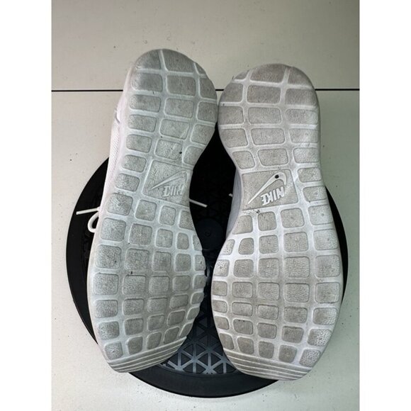 Nike Womens Roshe One white Lace Up Running Shoes Size 9 US 844994-100 - Picture 5 of 9